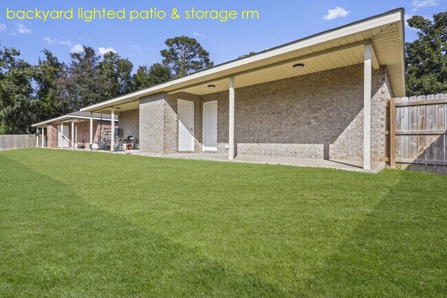 Building Photo - 1711 Stevens St