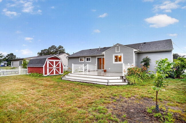 Building Photo - 8516 Halprin Dr