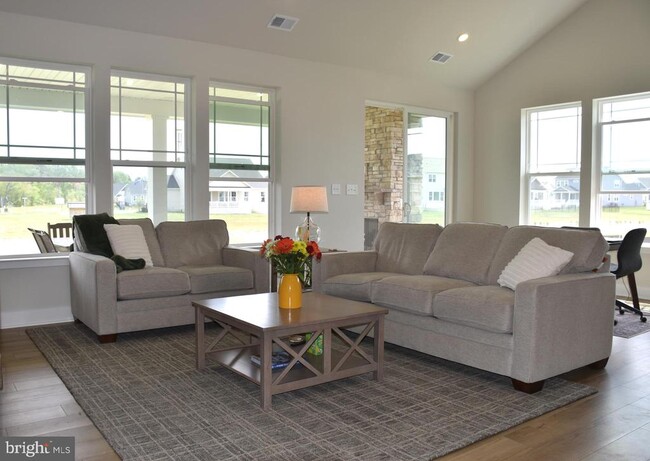 Building Photo - 32611 Deep Sound Dr
