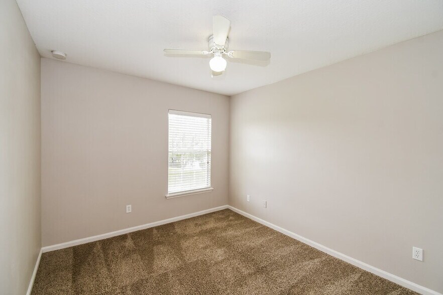 Building Photo - 3645C Creswick Cir