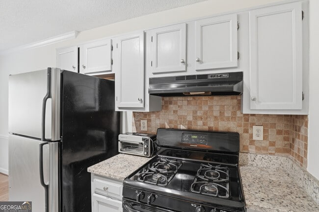 Building Photo - 1100 Westfield Trace