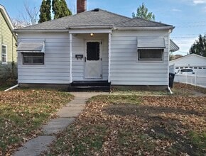 Building Photo - 2007 46th St