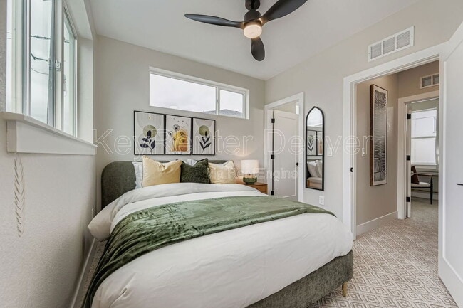 Building Photo - 4100 E Warren Ave