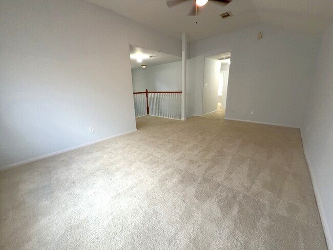 Building Photo - 6519 Gorton Dr