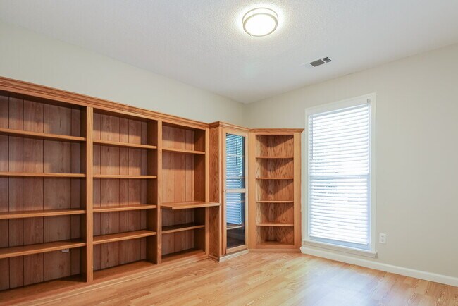 Building Photo - 1470 Cider House Ln