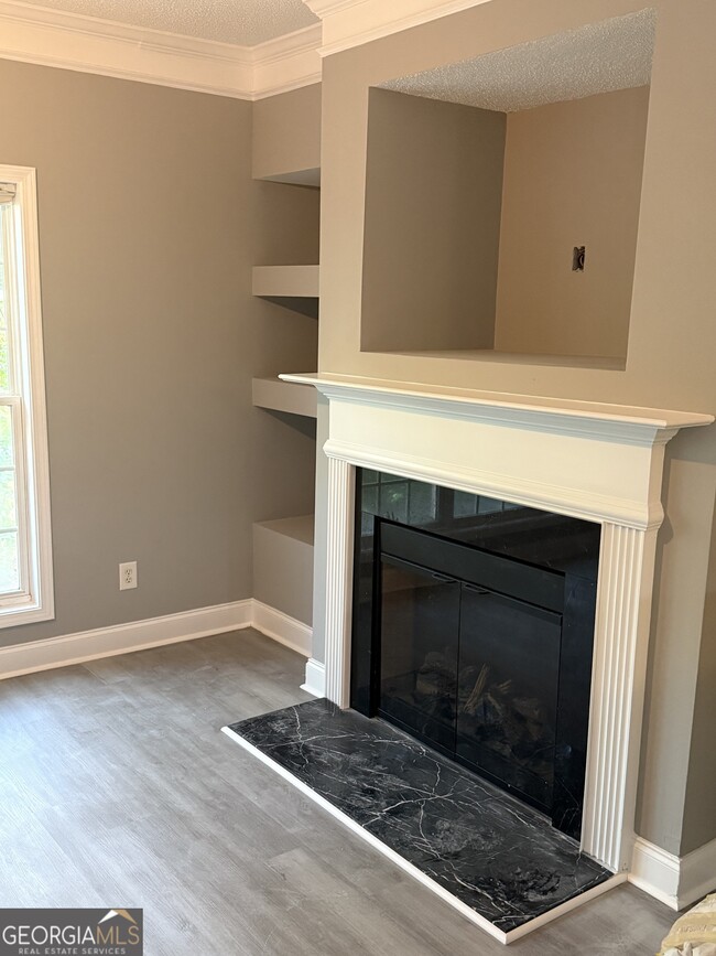 Building Photo - 2743 Halligan Point