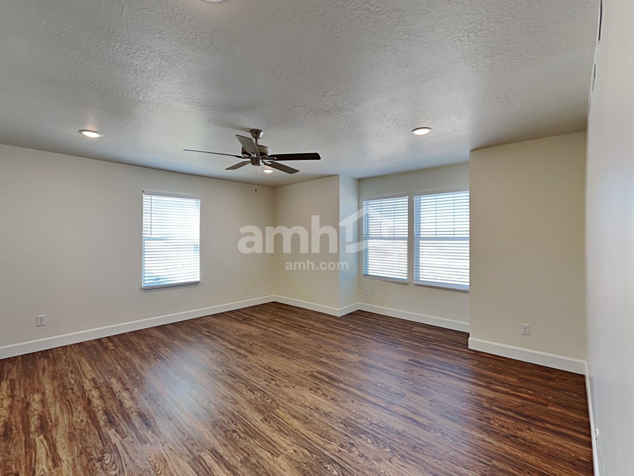 Building Photo - 6028 W Copper Hawk Dr