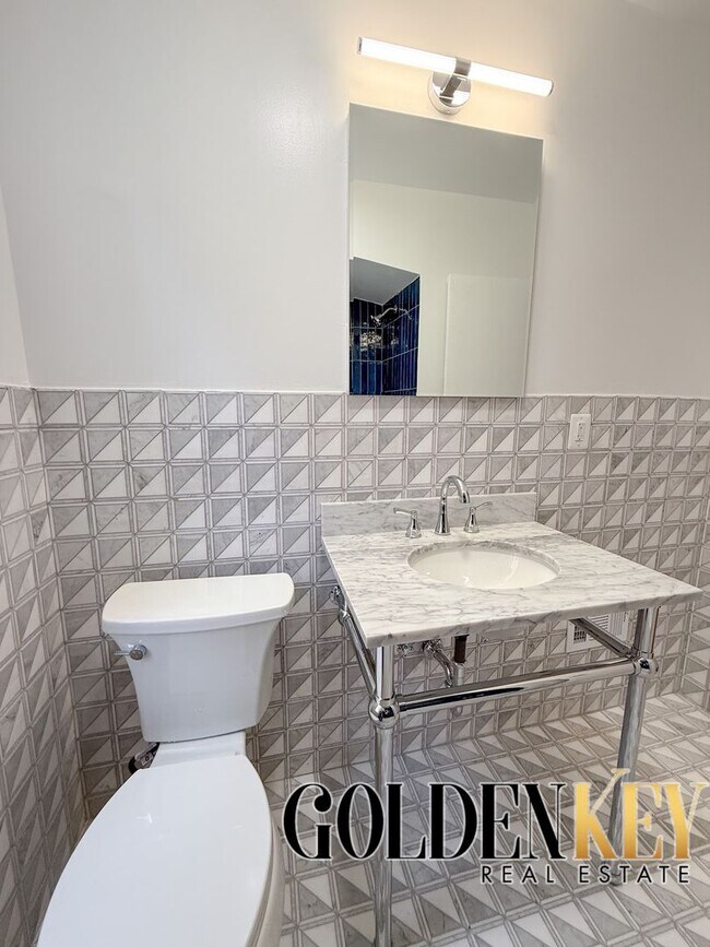 Building Photo - Newly Renovated 3 Bed 1 Bath Westside Home!