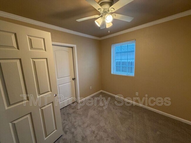 Building Photo - 4200 35th St