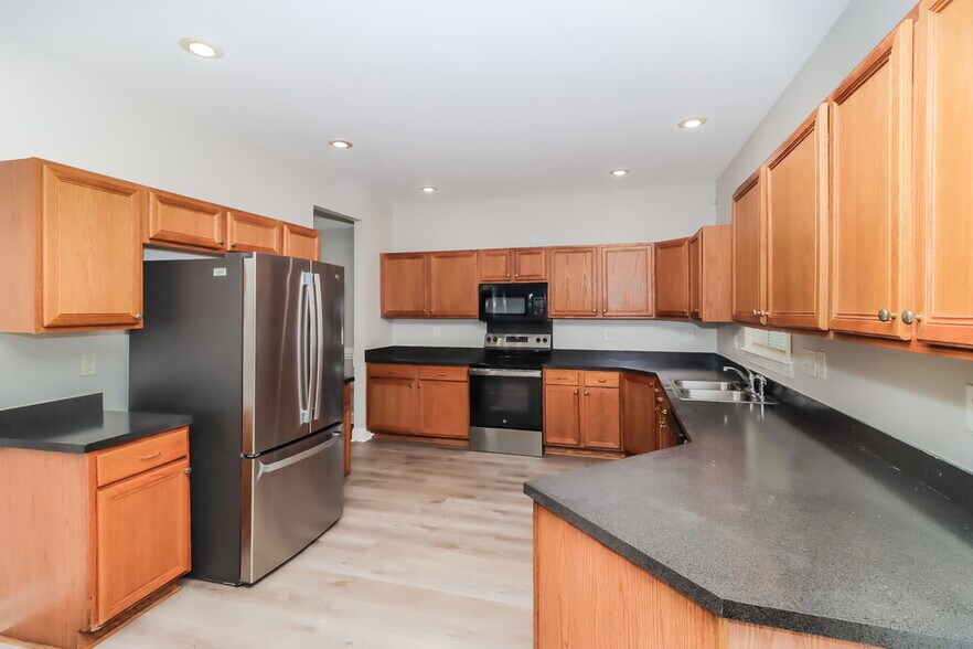 Building Photo - 6015 Timbertop Ln