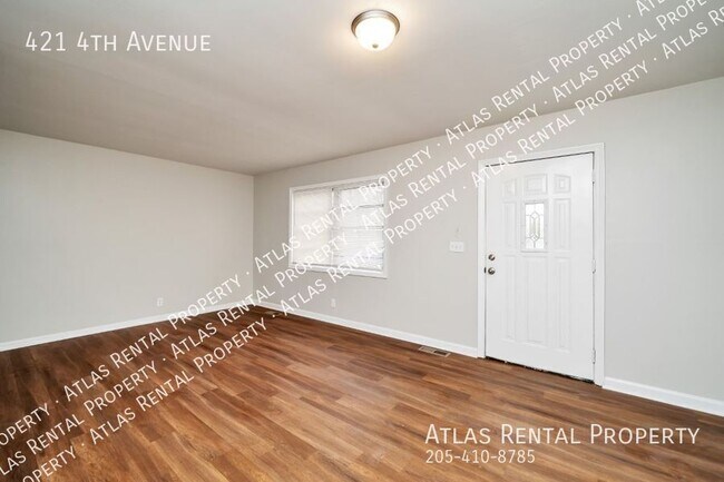 Building Photo - 421 4th Ave
