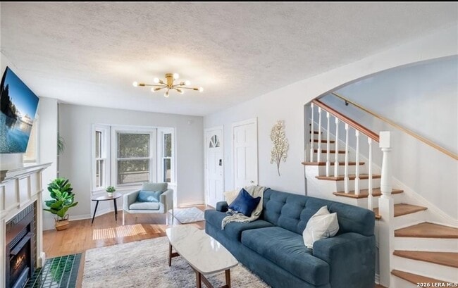 Building Photo - 422 Pershing Ave