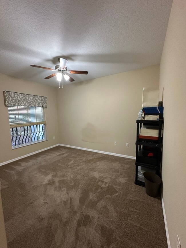 Building Photo - 10222 Devonshire Lake Dr