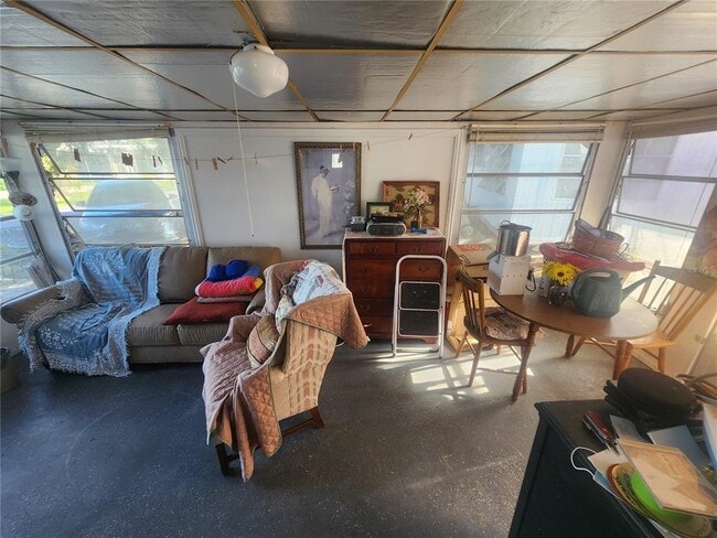 Building Photo - 59 Holly Dr