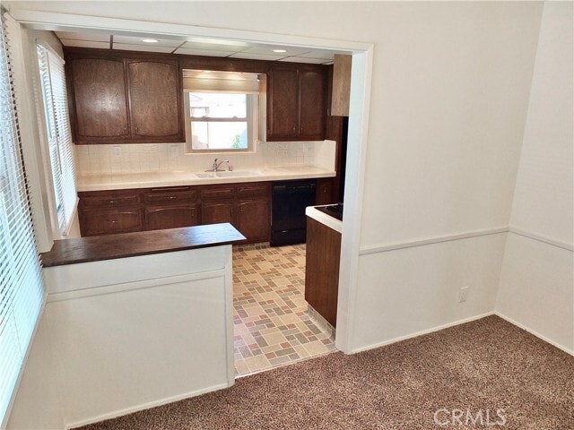 Building Photo - 5943 Greentop St