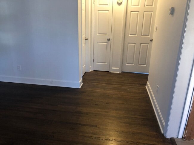 Building Photo - 6718-6720 Woodstream Duplex