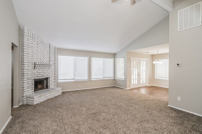 Building Photo - 3007 Becket St