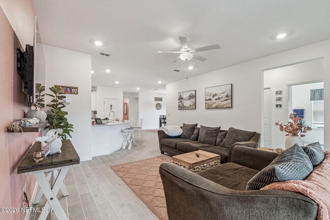 Building Photo - 84651 Balsam Ct