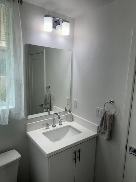 Downstairs bathroom - 654 Lemon Ln