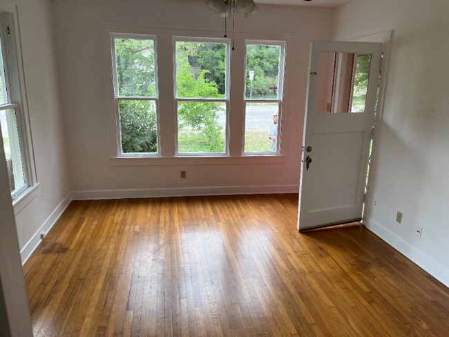 Building Photo - 9100 Georgian Dr