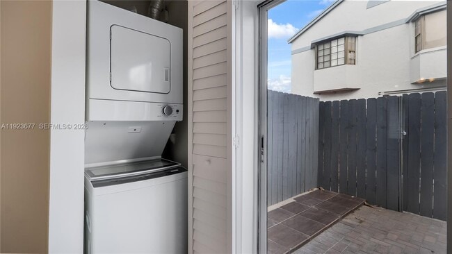 Building Photo - 12065 SW 18th St