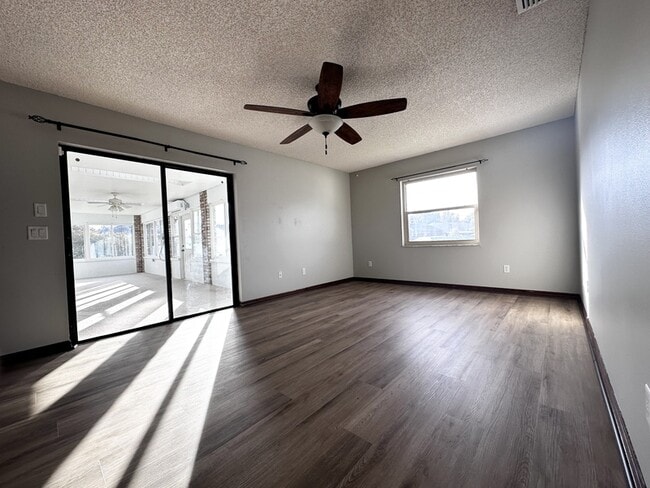 Building Photo - 947 N Atmore Cir