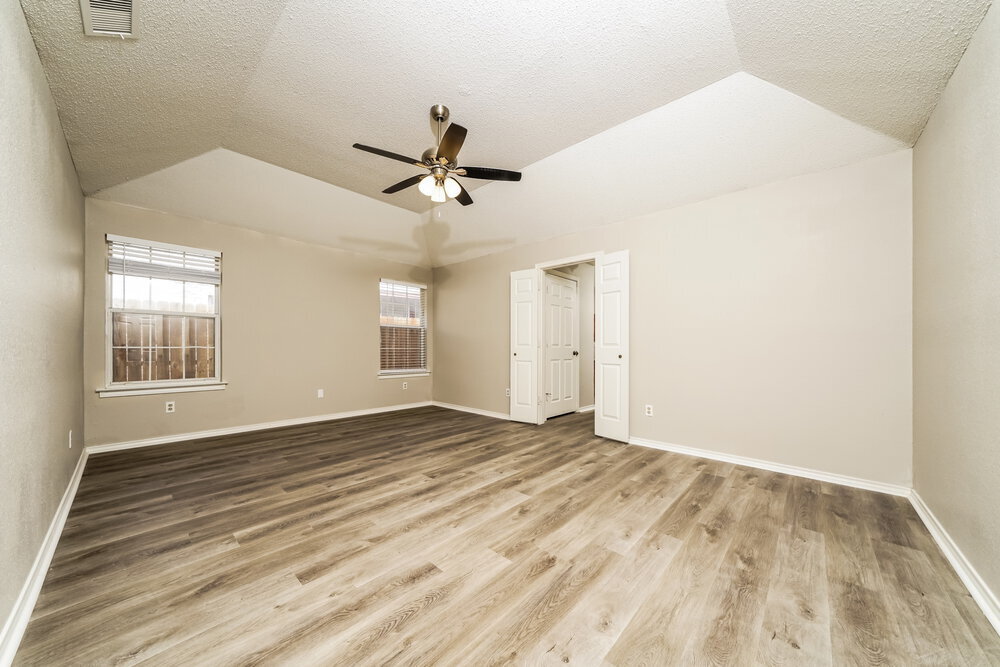 Building Photo - 601 Wedgewood Dr