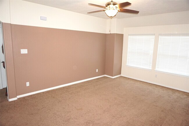 Building Photo - 13415 Nigh Way