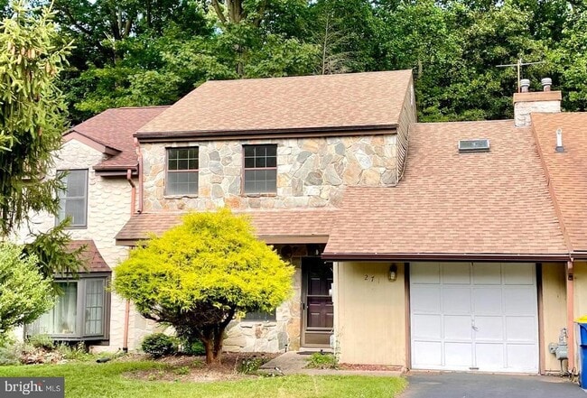 Building Photo - 271 Pine Valley Rd