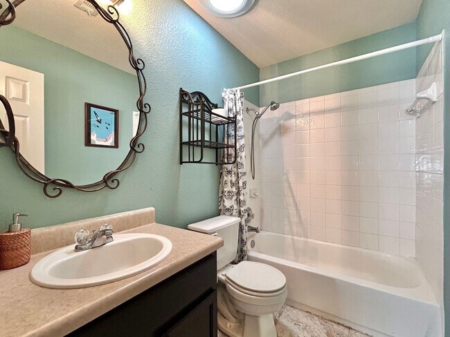 Building Photo - 14801 Falling Stone Ln