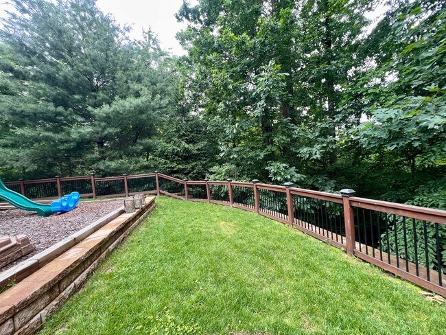Building Photo - 5920 Nicolet Ct