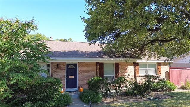 Building Photo - 3421 Dartmoor Dr