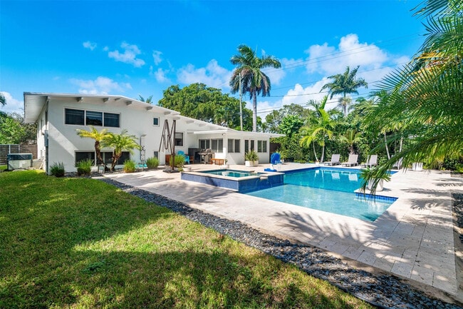 Building Photo - 1936 Harbour Inlet Dr