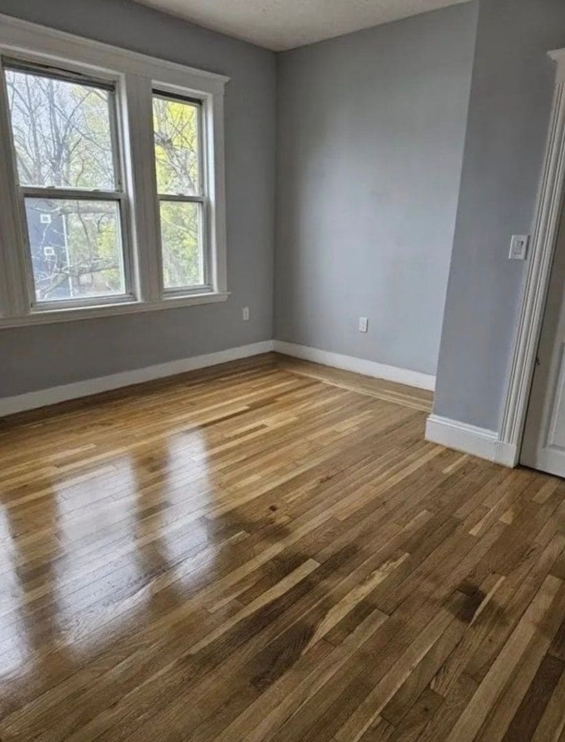 Building Photo - 31 Middleton St