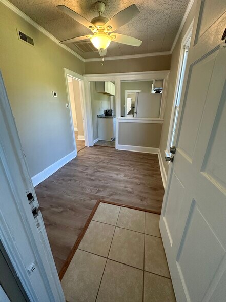 Building Photo - 12020 Winfree St