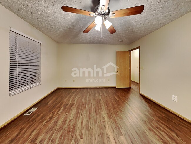 Building Photo - 159 Lofton Circle