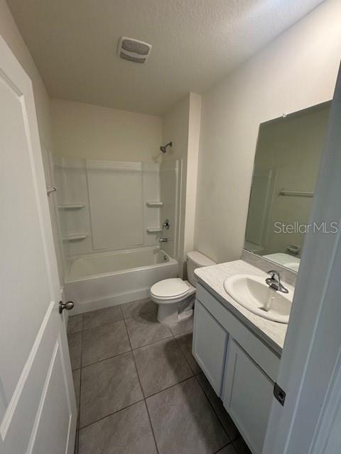Building Photo - 17223 Reserva Dr