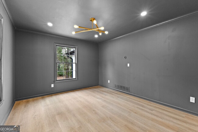 Building Photo - 260 Sandy Lake Cir