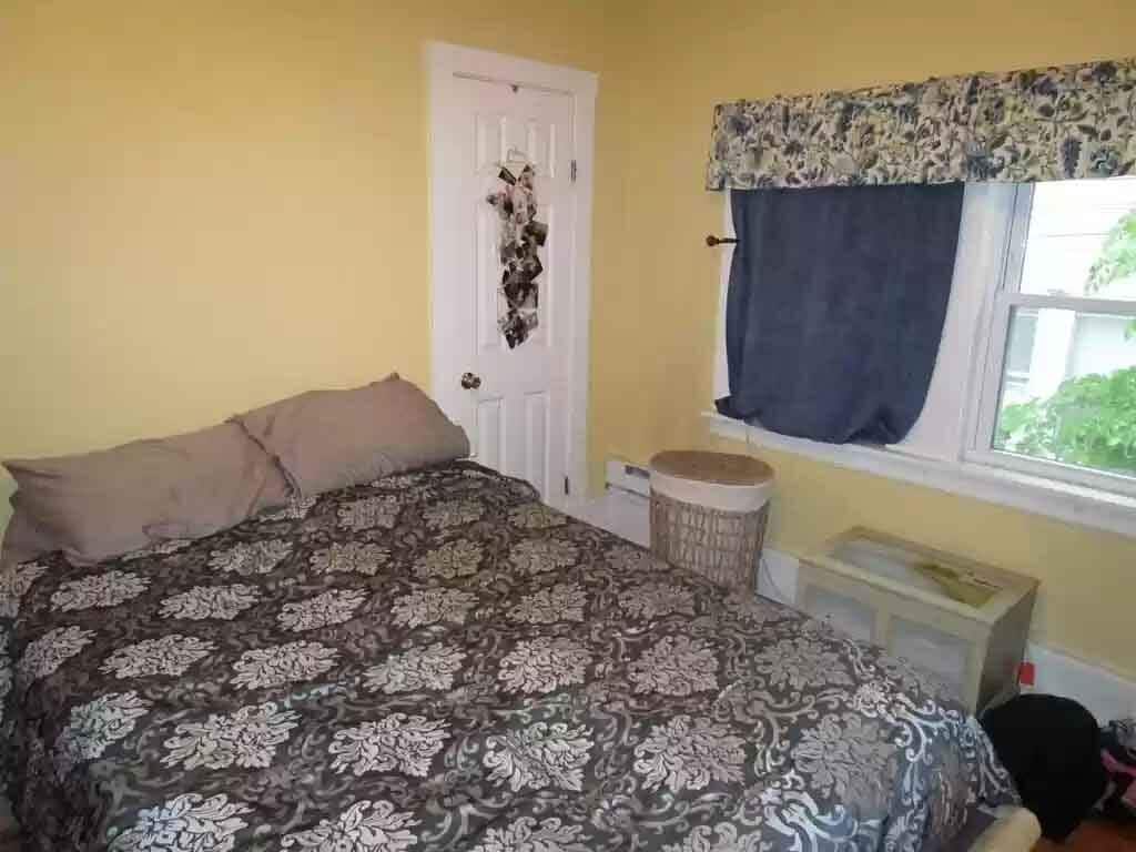 Master Bedroom and door to closet - 15 Cottage Ct