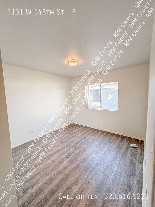 Building Photo - 3131 W 145th St