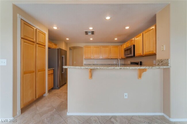 Building Photo - 10830 Amber Ridge Dr
