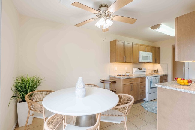 Building Photo - North Hills Apartments, LLC