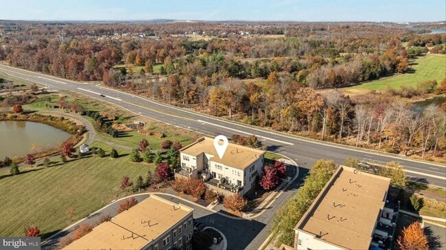 Building Photo - 42211 Yancey Terrace