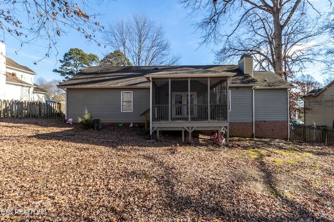 Building Photo - 1405 Wenlock Rd