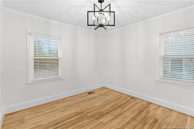 Building Photo - 1005 Anarine Rd