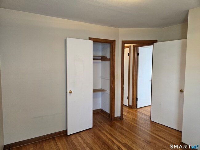 Building Photo - 37 Gordon St