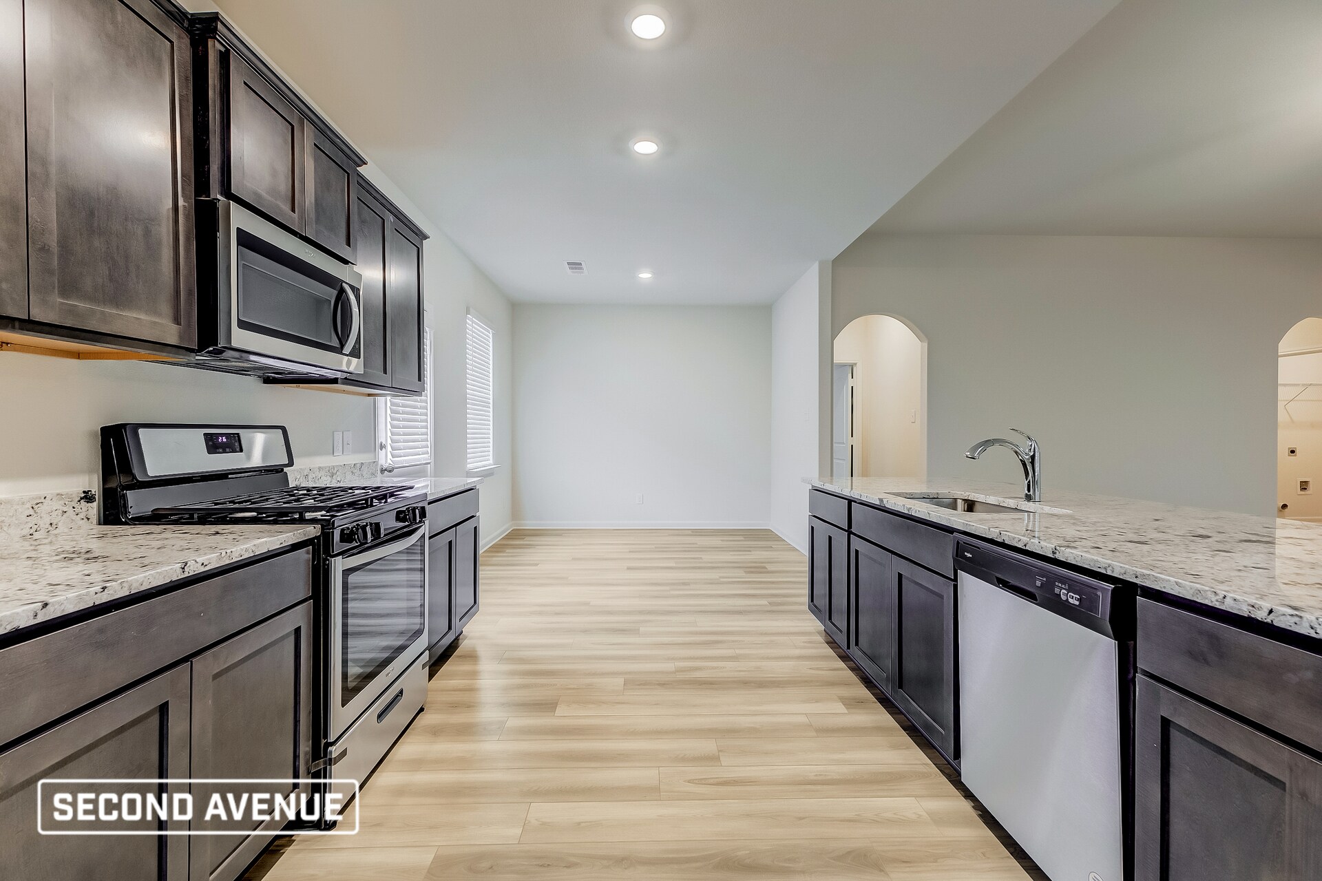 Building Photo - 9616 Sierra Grande Dr
