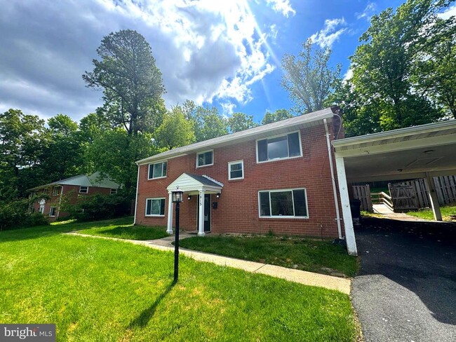 Building Photo - 7815 Rebel Dr