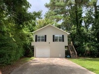 Building Photo - 2114 Wisteria Dr