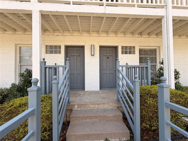 Building Photo - 4101 Douglas Ave